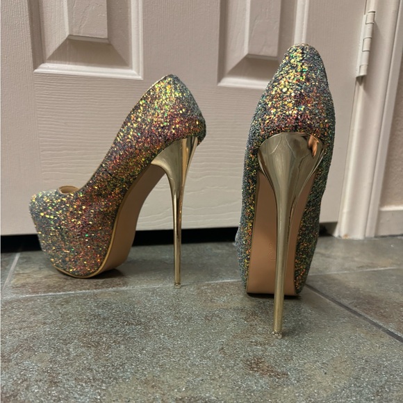 Glitter Heels US8 - Picture 4 of 14